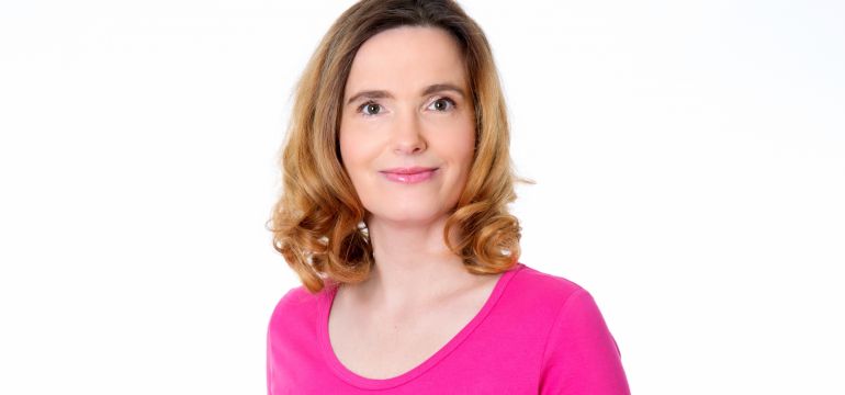 Frau Dr. Schulze-Köhn (Fotoatelier Straubel)